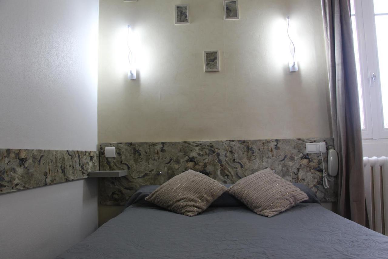 Hotel Au Chapon Fin Πουατιέ Εξωτερικό φωτογραφία