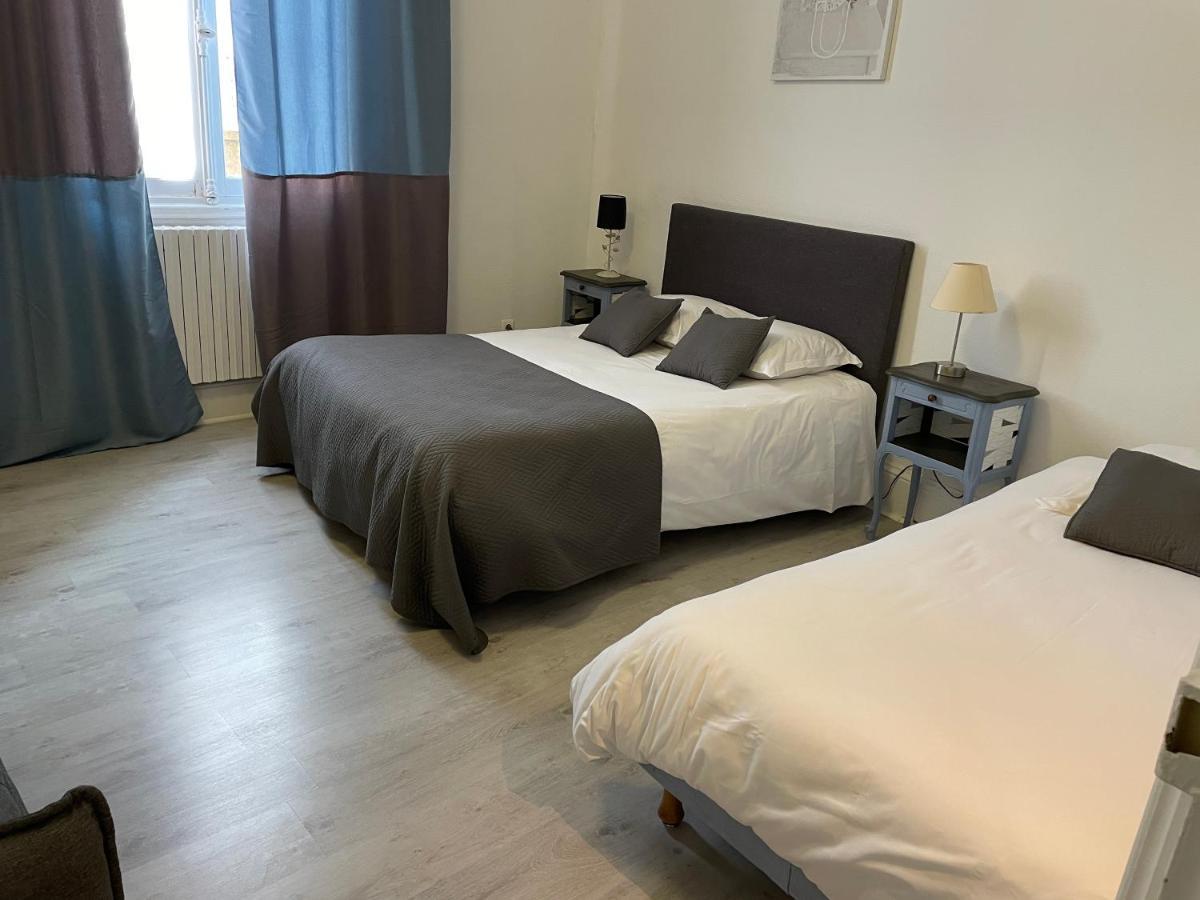 Hotel Au Chapon Fin Πουατιέ Εξωτερικό φωτογραφία